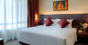 furama_hotel_bukit_bintang_superior_room